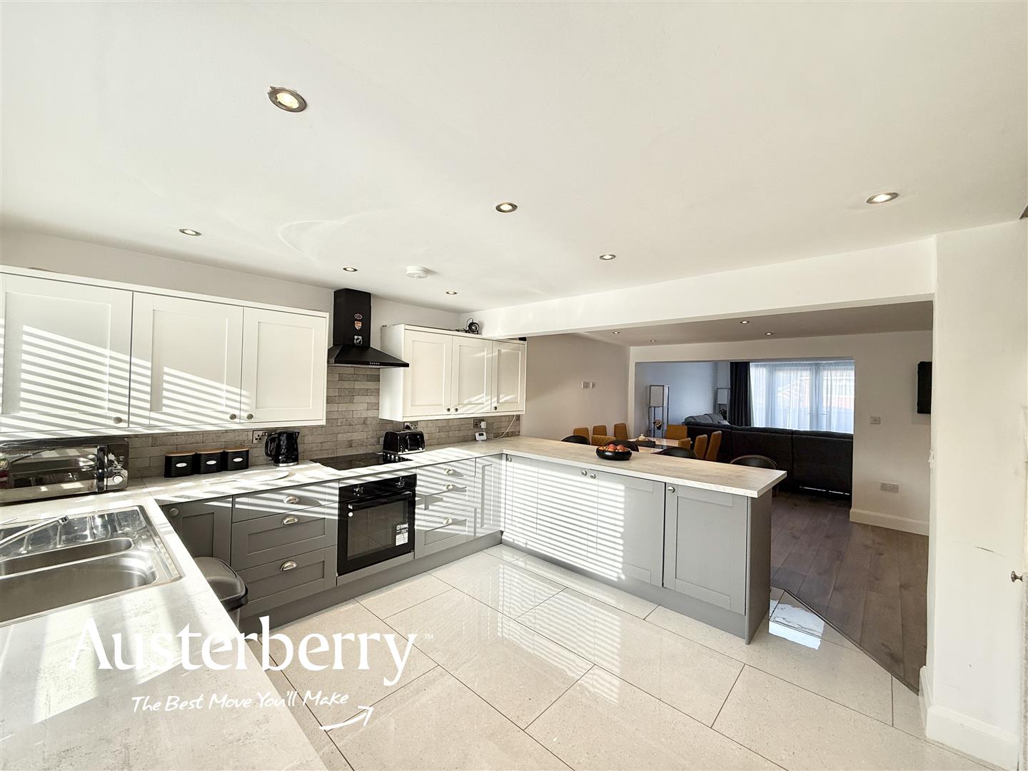 3 bed property in Allensmore Avenue, Stoke-On-Trent